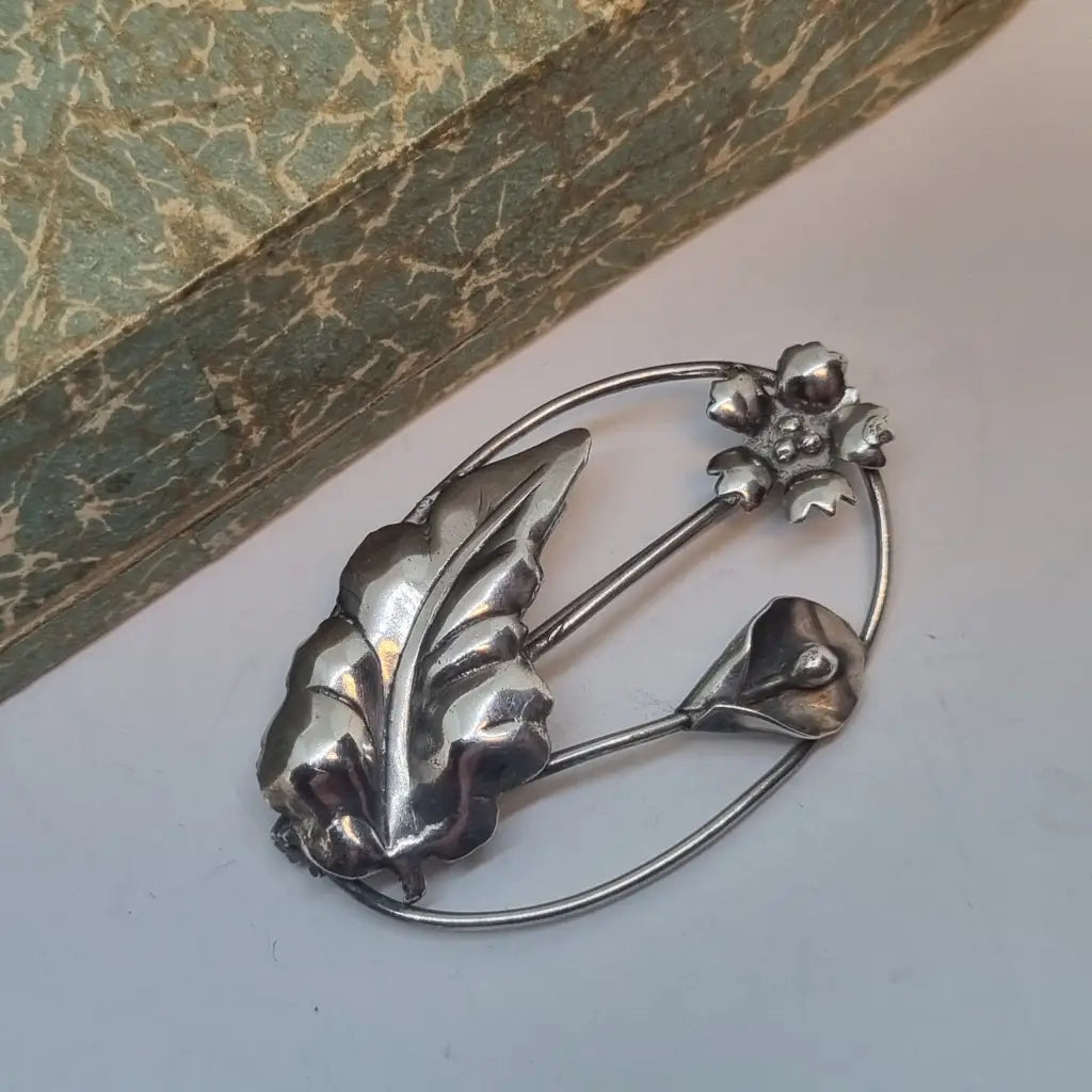 Broche vintage de plata broche flor diseño original. Años 60. Pin.