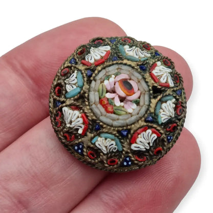 Broche de micro mosaico redondo italiano vintage para mujer 1960.