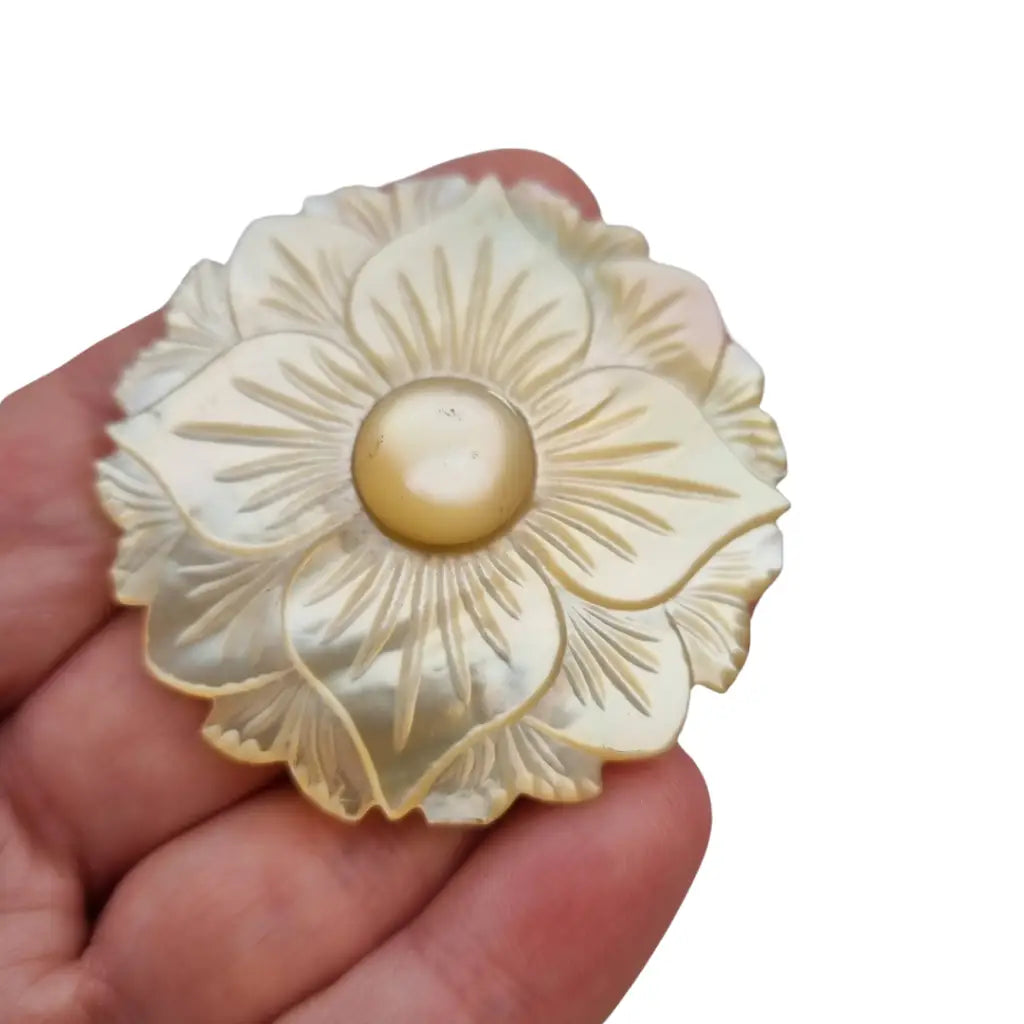 Antiguo broche de nácar tallado en forma flor regalos para mujer 1940.