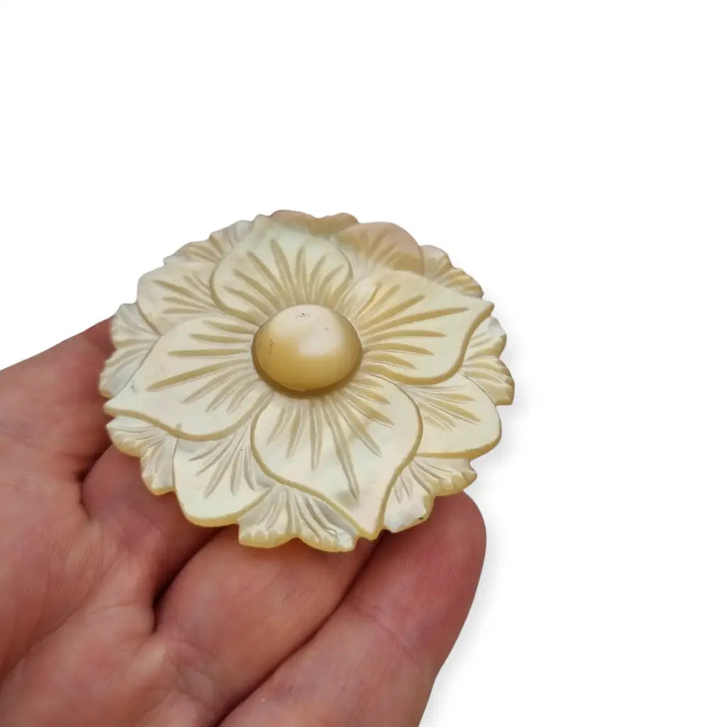 Antiguo broche de nácar tallado en forma flor regalos para mujer 1940.