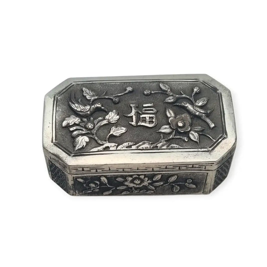 Caja antigua china en plata grabada estilo exportación Qing con sello oriental.