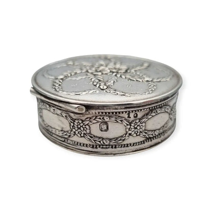 Caja francesa en plata maciza Minerva 950 Hénin & Cie grabado floral relieve
