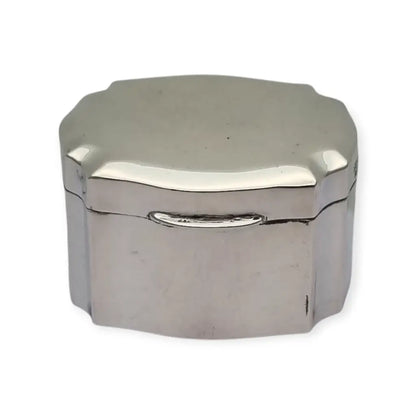 Caja en plata 800 con forma octogonal marcada “SERRA ROMA” diseño elegante