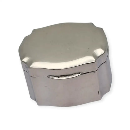 Caja en plata 800 con forma octogonal marcada “SERRA ROMA” diseño elegante