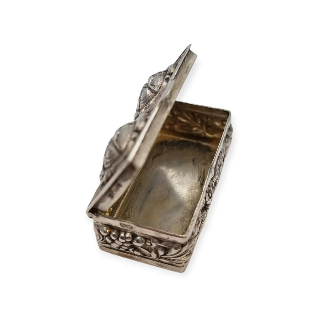 Caja de plata Inglesa la marca Ari D. Norman con rosas repujadas Londres