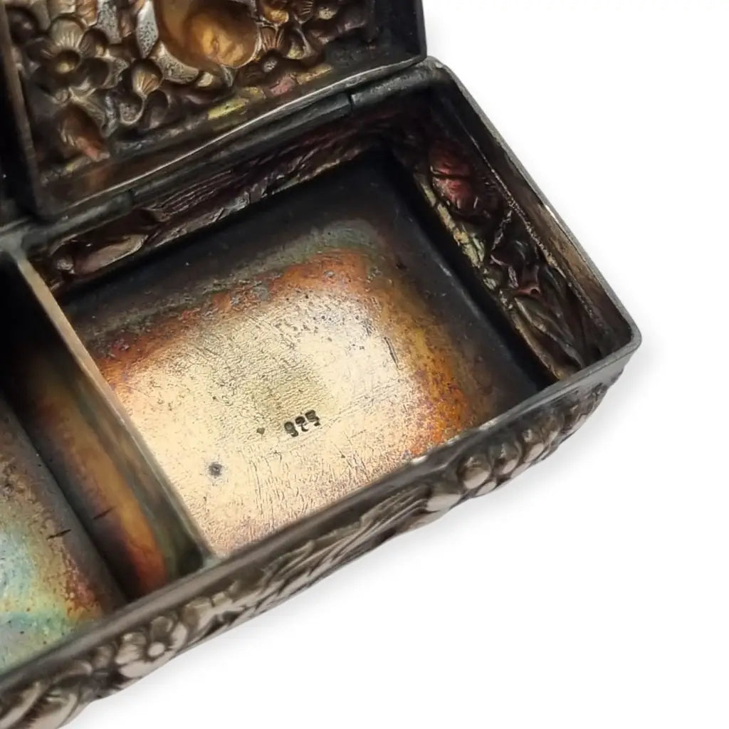 Caja rectangular antigua plata 925 pastillero doble tapa con pájaros repujados