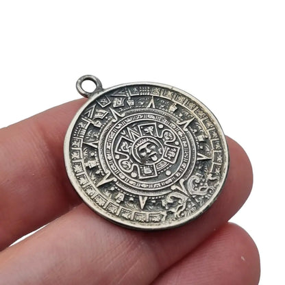 Colgante de plata esterlina del calendario maya azteca joyería tribal mexicana