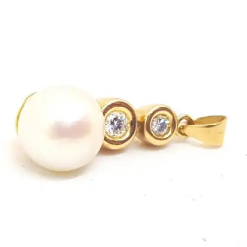 Colgante de oro con diamantes y perlas amarillo 18k joyas brillantes