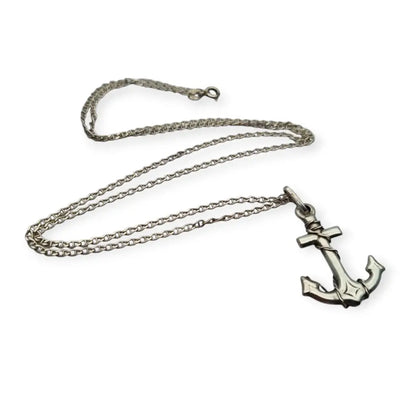 Colgante vintage de ancla plata con cadena estilo náutico circa 1970 80.