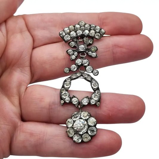Excepcional broche victoriano de plata y cristal blanco elegante estilo