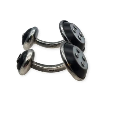 Gemelos vintage de plata con nácar y ónix negro un elegante diseño