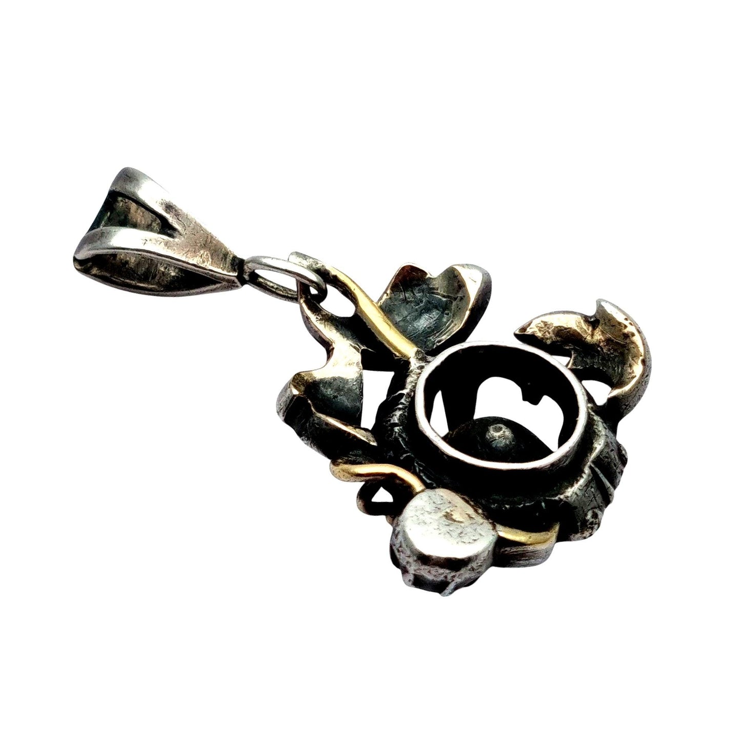 Victorian floral pendant in silver with diamonds and gold details, circa 1890