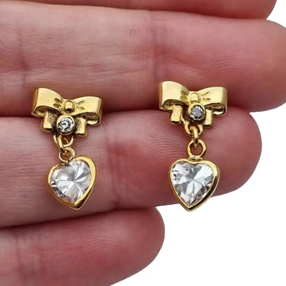 Pendientes corazón lágrima oro laminado con circonitas blancas novedades