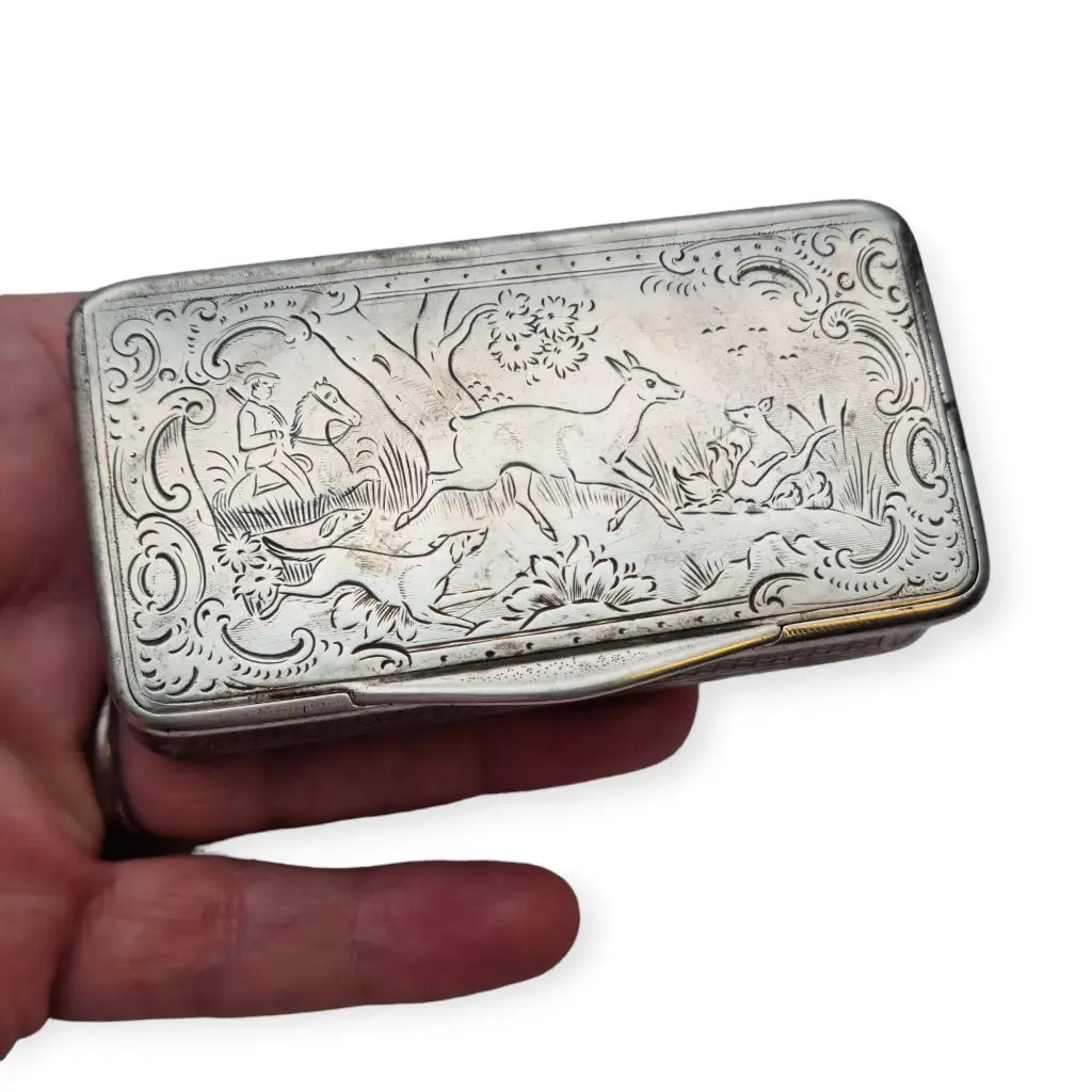 Rara Caja de Rapé Austriaca Plata Escena Caza Ciervos 1862 Biedermeier.