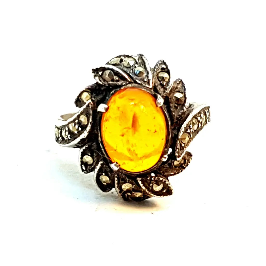 Anillo de plata art nouveau. Circa 1970. Talla 9 USA. Joyería antigua y vintage.