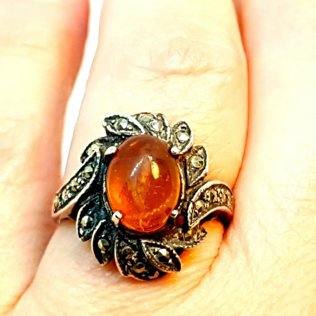 Anillo de plata art nouveau. Circa 1970. Talla 9 USA. Joyería antigua y vintage.