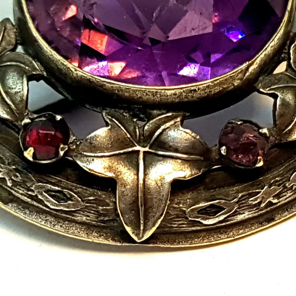 Broche de plata victoriana. Circa 1900. Joyería antigua y vintage.