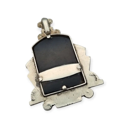 Medalla Art Decó de plata y vistas doradas con Virgen tallada circa 1930 joya