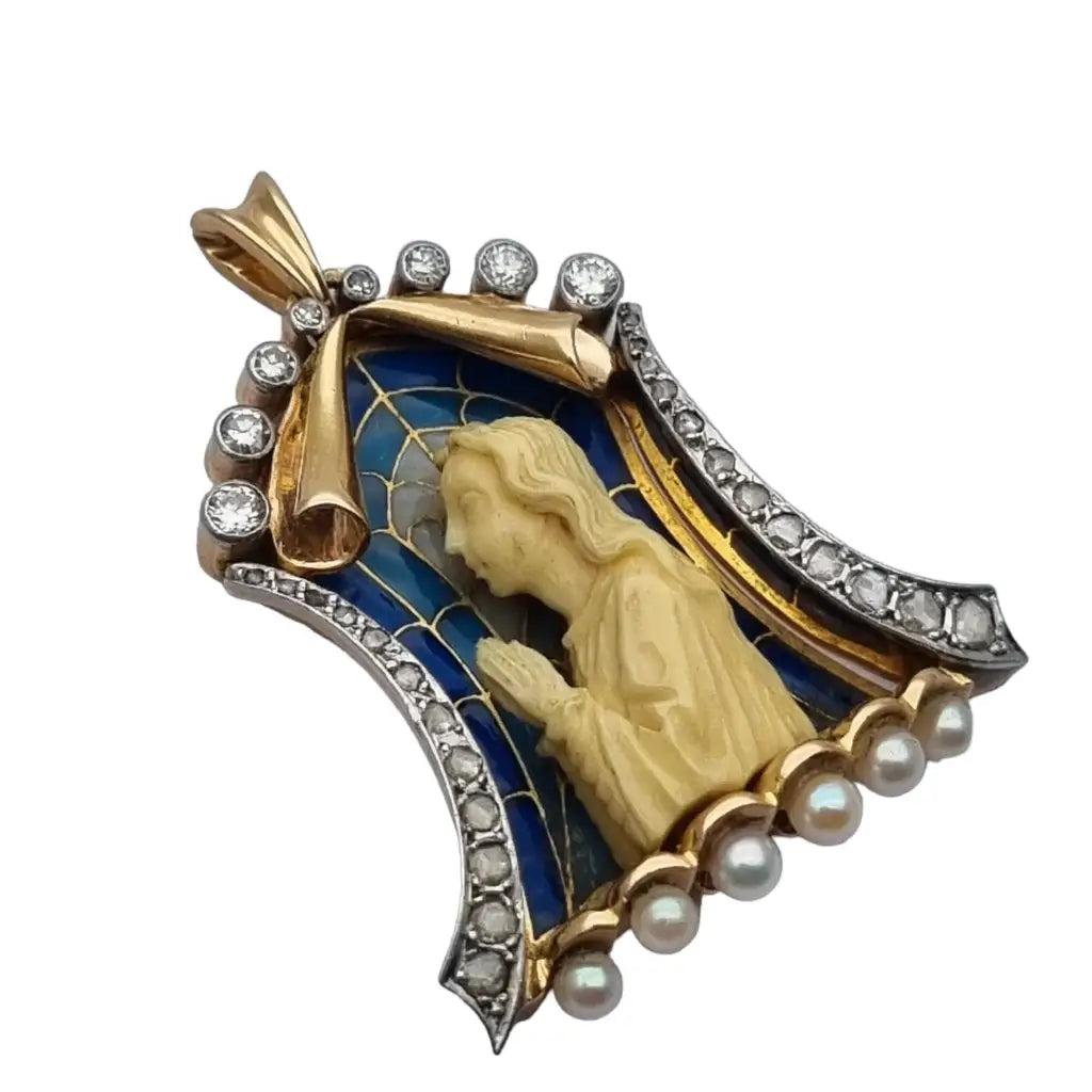 Medalla Virgen Art Nouveau esmaltada en oro de 18k con diamantes y perlas