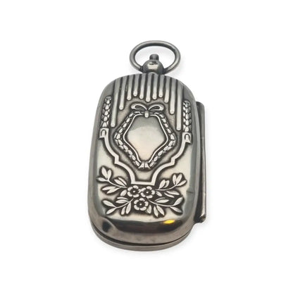 Monedero colgante Art Nouveau de plata grabada con doble compartimento interior