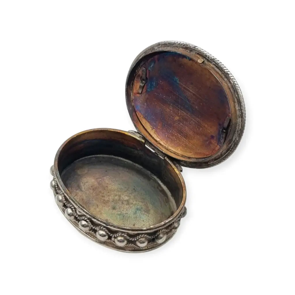 Pastillero de plata 925 decorado con filigrana y granate caja ovalada artesanal