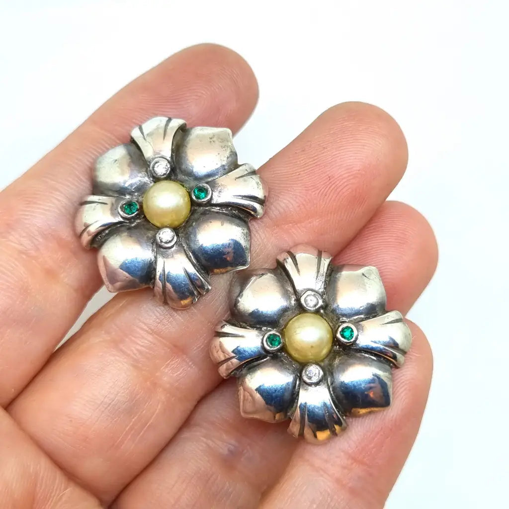 Pendientes de flores art deco pendientes perlas plata. Circa