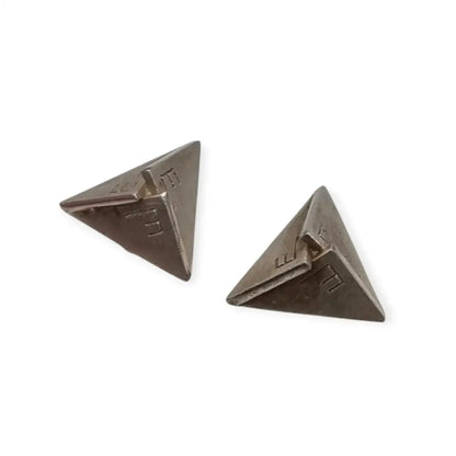 Pendientes Triangulares de Plata Daniel Vior Diseño 361 Elegancia Artesanal.