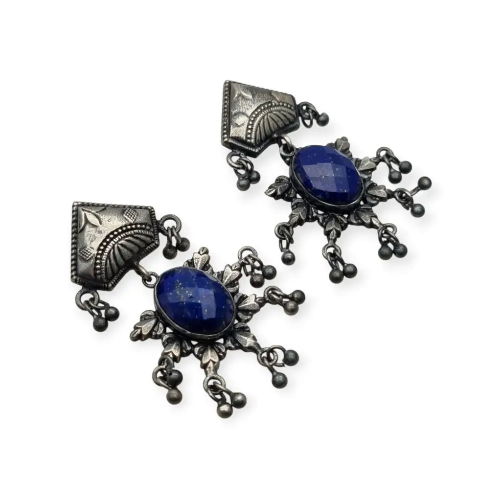 Pendientes tribales artesanales en plata con piedra azul estilo boho