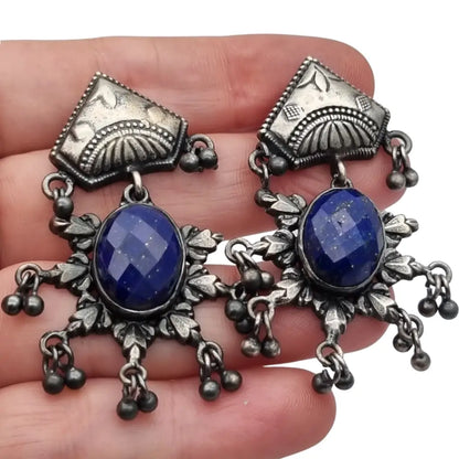 Pendientes tribales artesanales en plata con piedra azul estilo boho