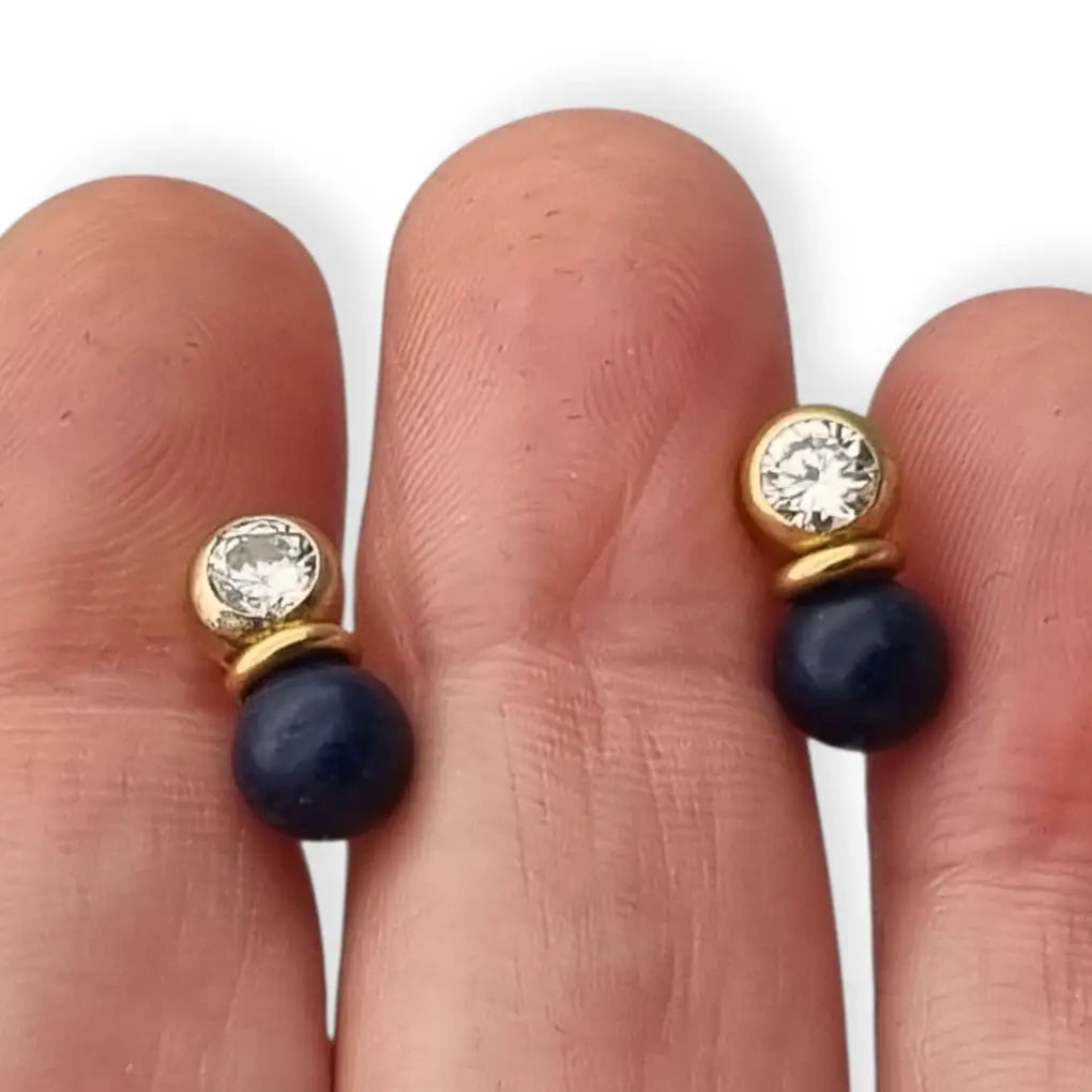 Pendientes vintage chapados en oro con cristal brillante y cuentas azules