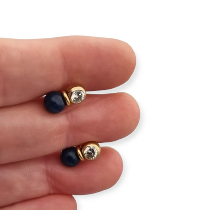 Pendientes vintage chapados en oro con cristal brillante y cuentas azules