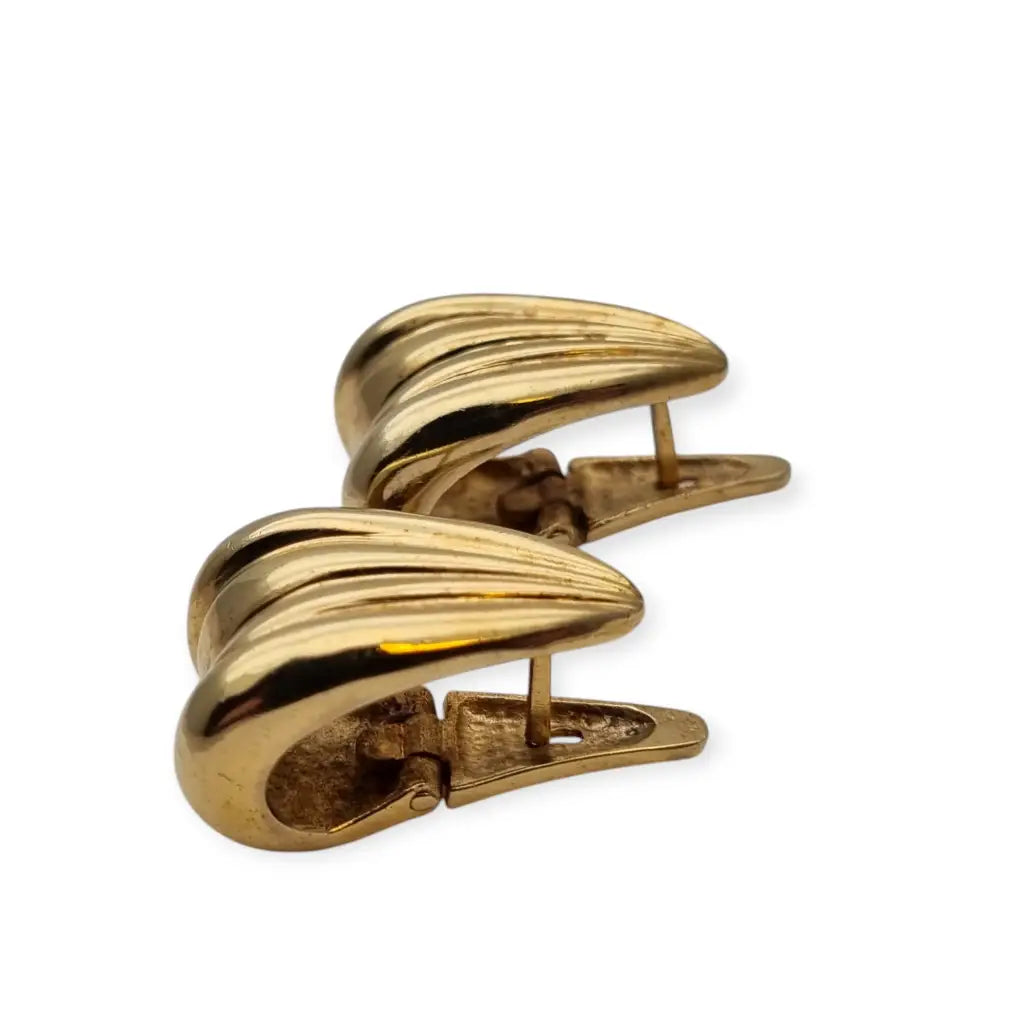 Pendientes vintage dorados en plata 925 diseño acanalado estilo 80s retro.