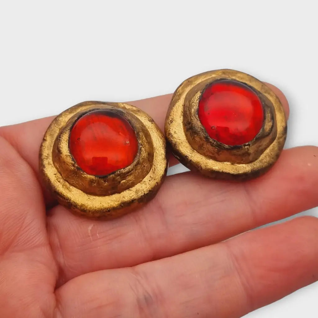 Pendientes vintage forma redonda joyas brutalistas dorado ennegrecido