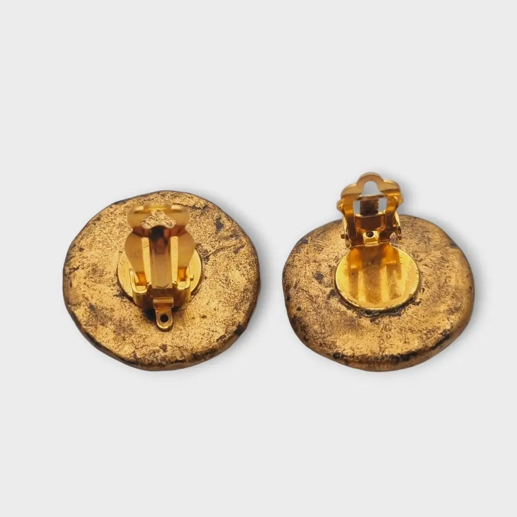Pendientes vintage forma redonda joyas brutalistas dorado ennegrecido