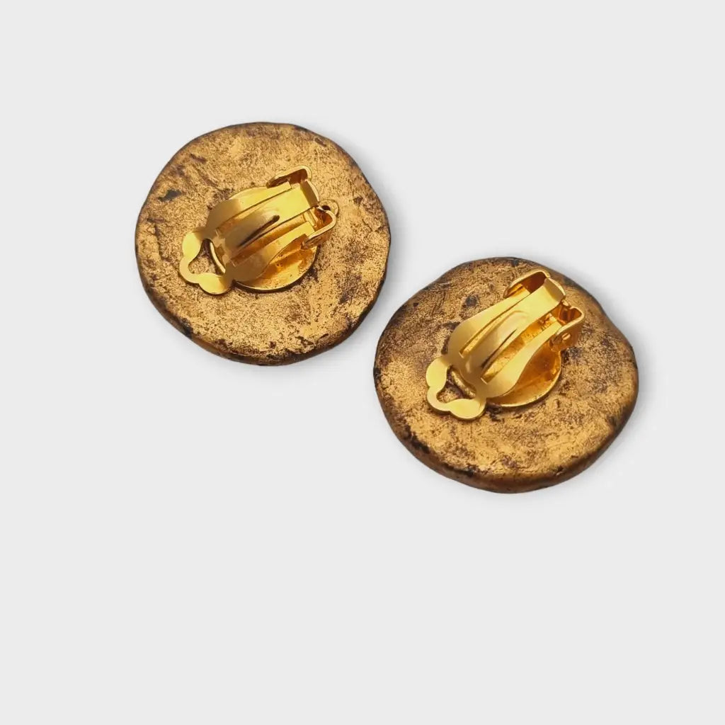 Pendientes vintage forma redonda joyas brutalistas dorado ennegrecido