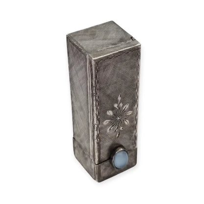 Pintalabios italiano en plata 800 con piedra azul claro diseño grabado Circa