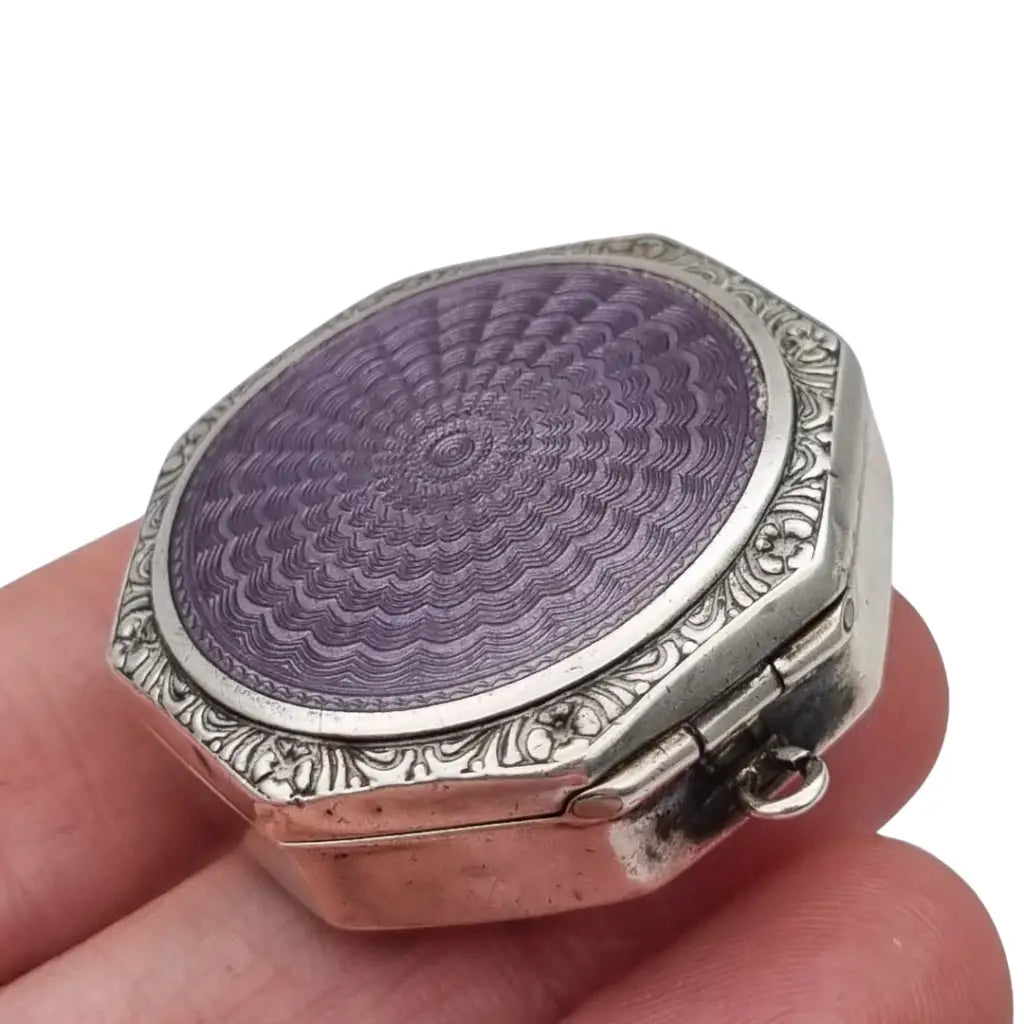 Polvera octogonal colgante de plata 925 esmalte guilloché lavanda Art Déco