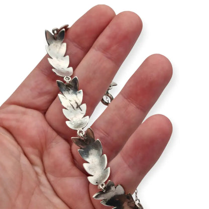 Pulsera vintage de plata y oro Art Decó tardío • Diseño hojas grabadas