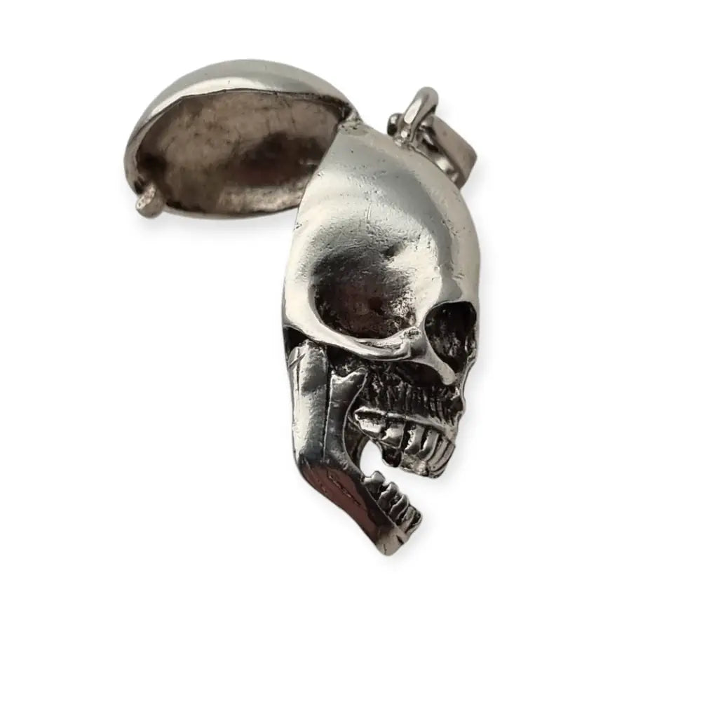 Colgante calavera vintage plata articulado compartimento oculto amuleto